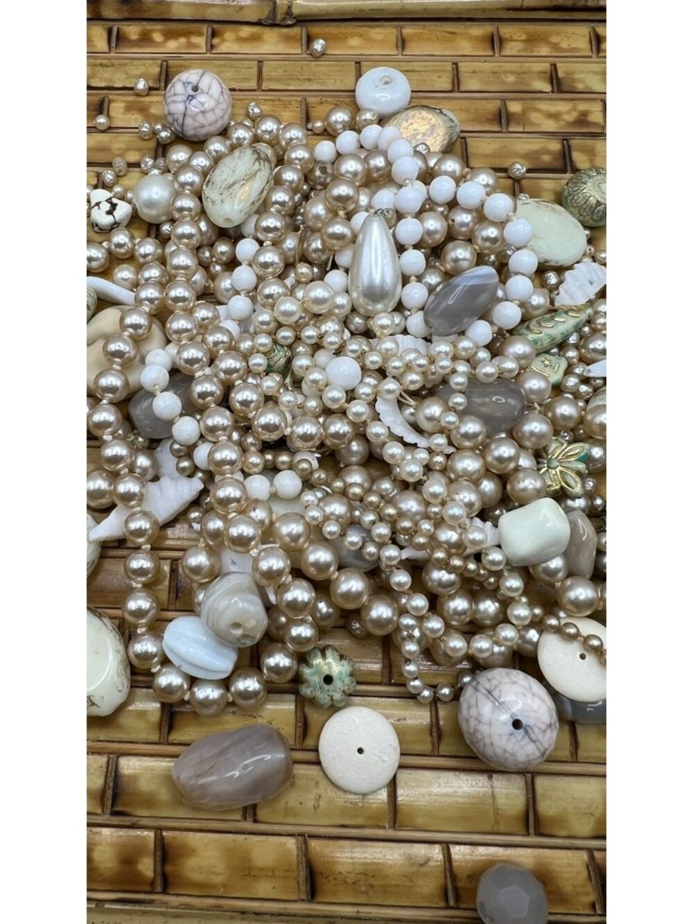 Mixed Lot Of Assorted Beads & Faux Pearls For Jewelry Crafting